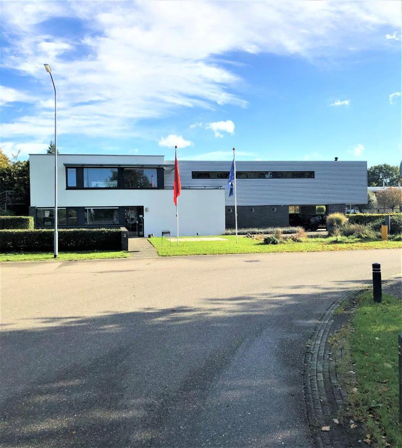 Bed and Breakfast Bedbijpet Emmen Exterior foto