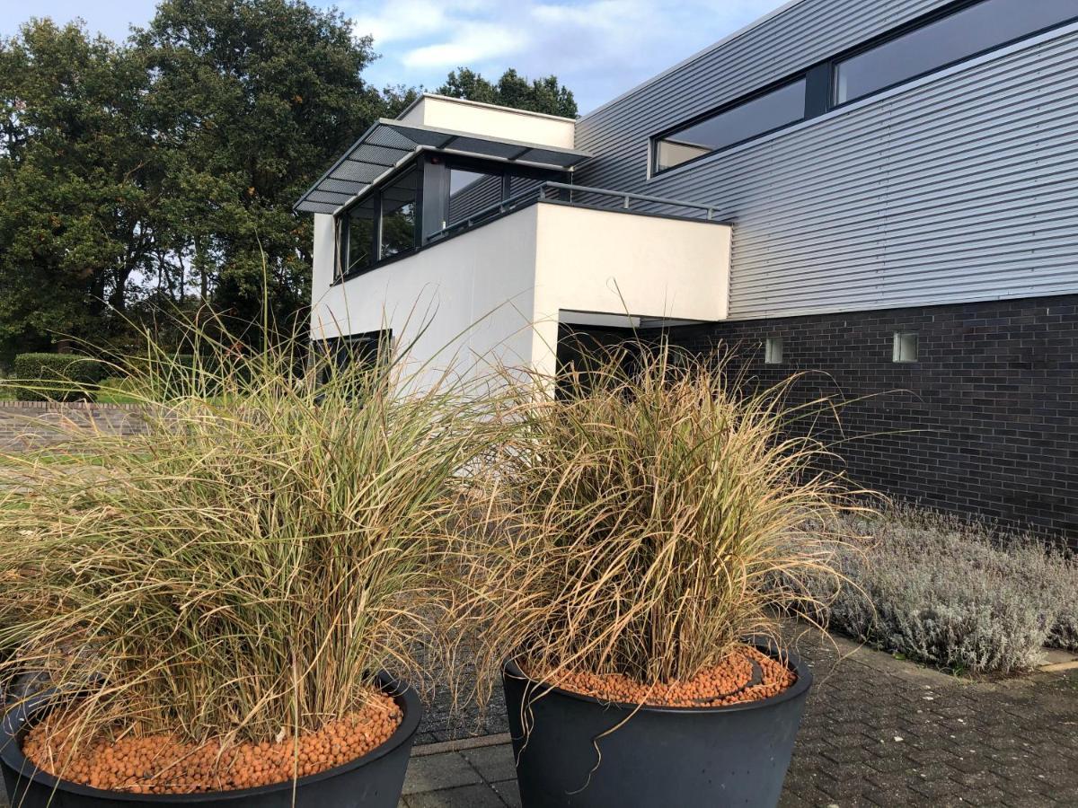 Bed and Breakfast Bedbijpet Emmen Exterior foto