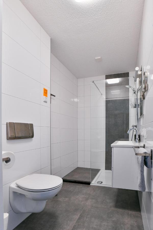 Bed and Breakfast Bedbijpet Emmen Exterior foto